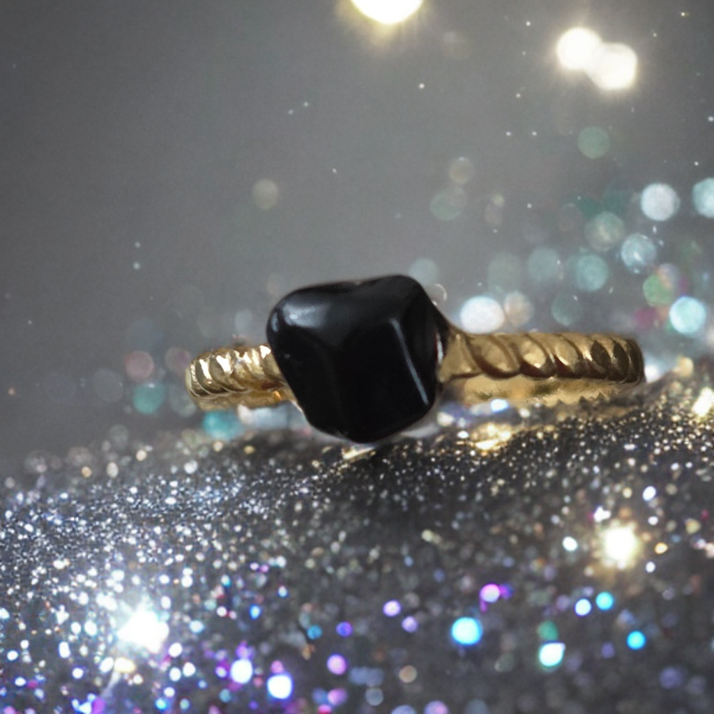 Bague obsidienne. Ajustable.