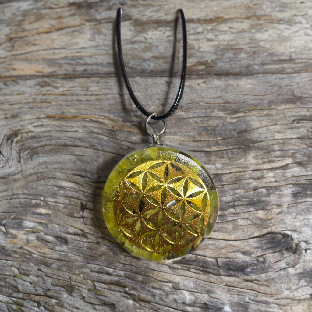 Orgonite dissipant les pensées négatives.