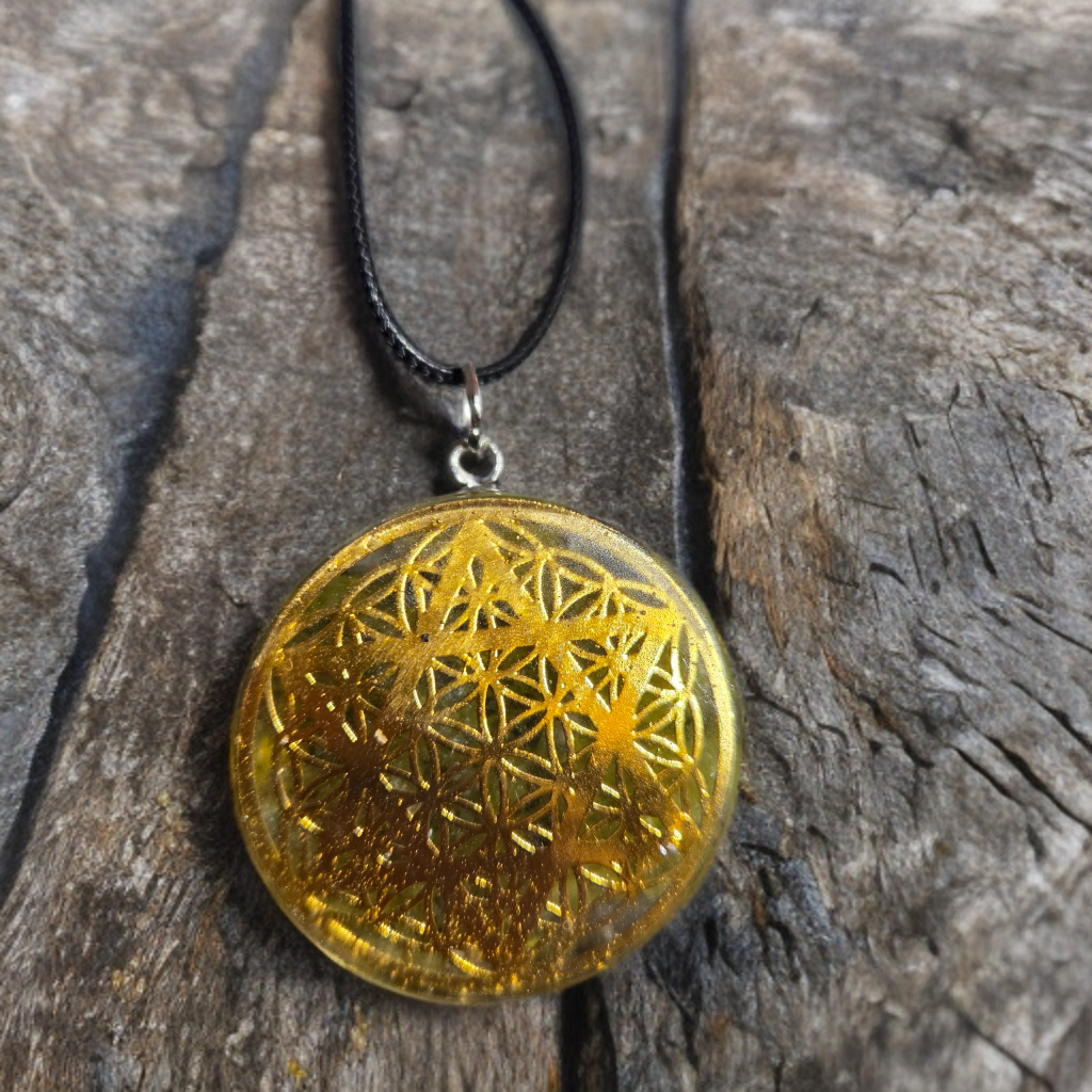 Orgonite dissipant les pensées négatives.