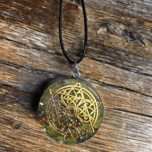 Orgonite dissipant les pensées négatives.