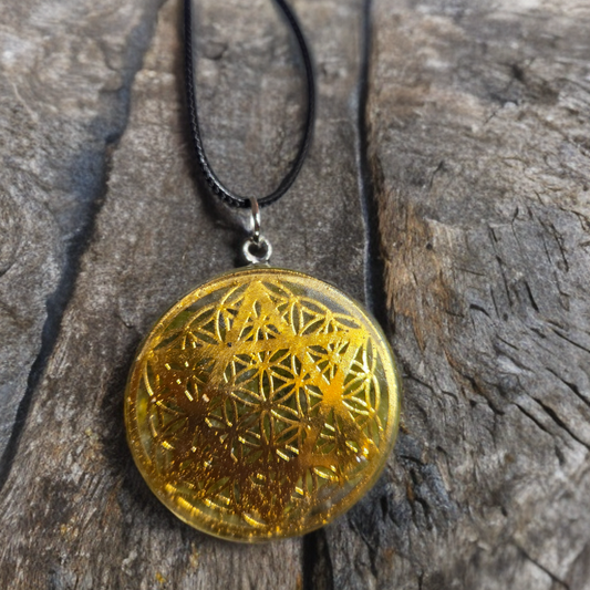 Orgonite dissipant les pensées négatives.